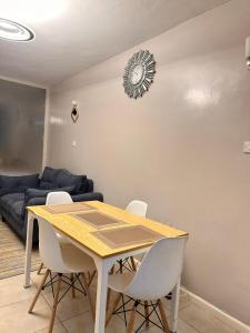 Residence Next Door Coral 1