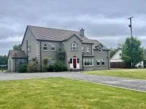 Home For Christmas Holidays - The Birches