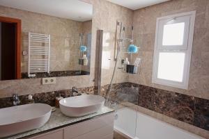 Blue Ark - Villa Luxe panorama mer exceptionnel sur Gibraltar et piscine