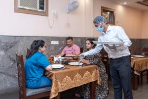 Hotel Royal Inn igi