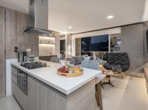 Apto nuevo, elegante y cómodo