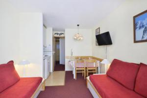 Résidence Callisto - Studio agréable · Skis aux pieds · Vue pistes · Casier à skis MAE-3711 - Ubytování bez kategorie ve městě Mâcot La Plagne