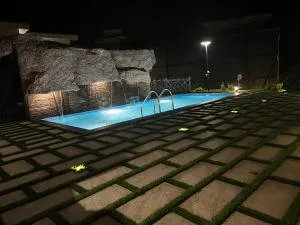 Diga Vista Lake View 4BHK Swimming Pool Cottage - Kūmudi