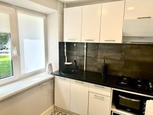 Cozy apt near by center for work and movies