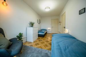 City Apartment with Rooftop Terrace