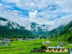 Juyal's Residency - Madheso