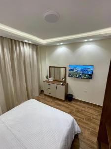 3BR luxury apt near AUC newCairo