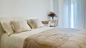 Shared Duplex Apartment Nice-Port