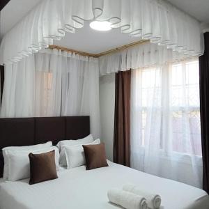 Sofitel Executive 3 bedrooms own compound