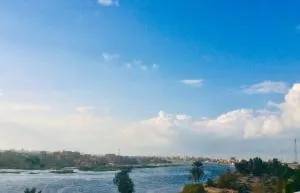 شقة على كورنيش النيل صف اول - Qalyūb