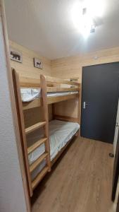 Studio cosy au pied des remontées,wifi,smart TV,parking