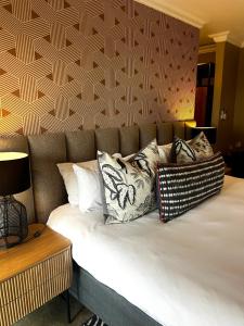 Addo Elephant Safari Lodge - Bellevue Forest Reserve