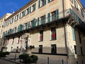Hotels Hotel POZZO DI BORGO : photos des chambres