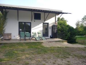 Maisons de vacances Eloie-gnez-vous au fil de l-eau : photos des chambres