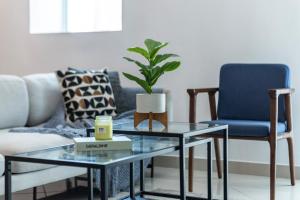 ShoresInn - Elegant 2BR with Dubai Marina View