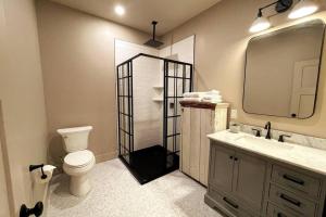 Modern Studio - Main Street, Penn Yan
