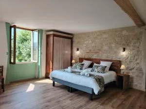 Gîtes et Chambre d'Hôtes Le Vieux Chêne - Talissieu