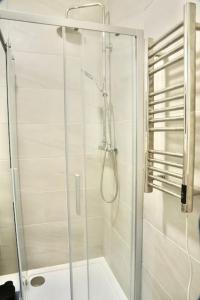 Beautiful Modern Studio Flat - Professional Market - Own Entry