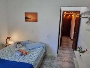 UMA QUADRA E MEIA DO MAR Ar Wifi Smart TV