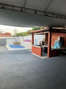Casa com piscina Goiânia - Nerópolis