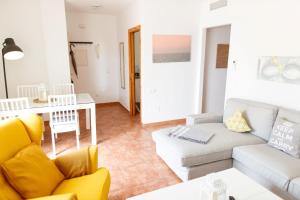 Apartamento Aire de Mar, top floor flat with sea views and two terraces