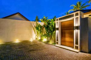 Ojasvini 6 BR Private Pool Villa ZN209