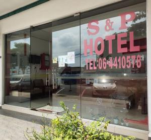 S&P Hotel