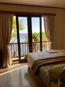 Disthi Guesthouse and Snorkeling - Pandean