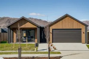 Wooing Tree Beauty - Cromwell Holiday Home - 克伦威尔