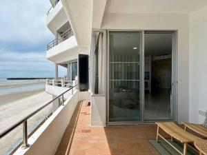 Seaview 2 bed in the heart of Hua Hin - BP2