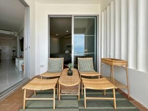 Seaview 2 bed in the heart of Hua Hin - BP2