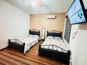 la casa de los abuelos a 150 metros del mar