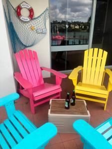 Chiswick Waterfront Retreat