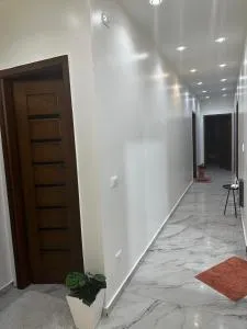 الشيخ زايد - ‘Izbat Yūsif Barrādah