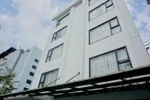 Hash Apartment Silom Soi 3 triple room - Bang Rak