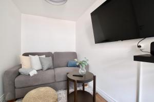 Studio Apartment by Hi5- József körút