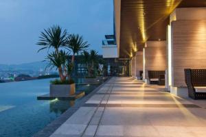 The Element Ampang 10min To KLCC Nordic Europe Style享有独立阳台无边泳池无线上网的主题住宿