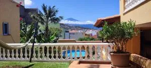 Casa" VISTAS AL TEIDE" mar Piscina privada parking cubierto gratuito en las instalaciones - La Victoria de Acentejo