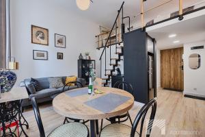 Wólczańskie Motyle by LookAp