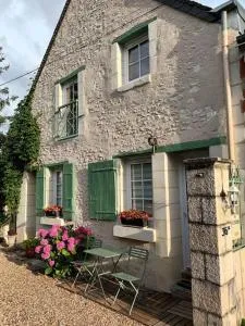 Le Logis Ronsard - Gîte de charme en Touraine - Bléré