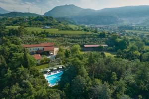 Cason deglu ulivi-APT Country