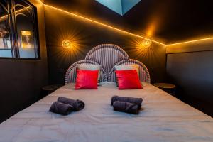 Appartements Terrasse - 2min gare - Local velos motos - clim : photos des chambres