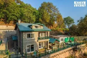 StayVista at Cas Mir 4BHK with Private Pool - كاساولى