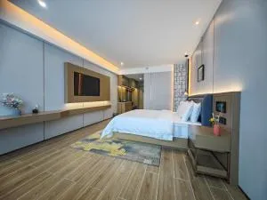 深圳中宸国际酒店(深圳宝龙地铁站店） - Niu'ao