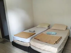 Pollock Home Stay AB 48 - 关丹