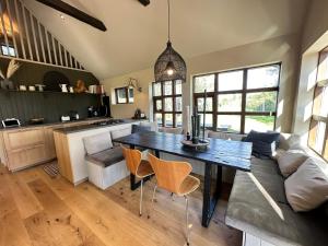 Cosy and modern Chalet in Grímsnes, south of Iceland - Birta Rentals