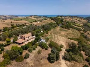 Villa Dolce Vita - Vista Colline, Jacuzzi, 3Suites & 5min dal mare - Altidona