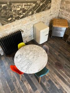 Appart'hotels Secret d-Uzes - Le Loft - Avec piscine chauffee : photos des chambres