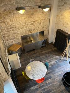 Appart'hotels Secret d-Uzes - Le Loft - Avec piscine chauffee : photos des chambres
