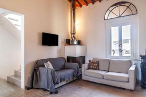 Toscana appartamento di Charme con due camere, due bagni e terrazza in posizione Centralissima